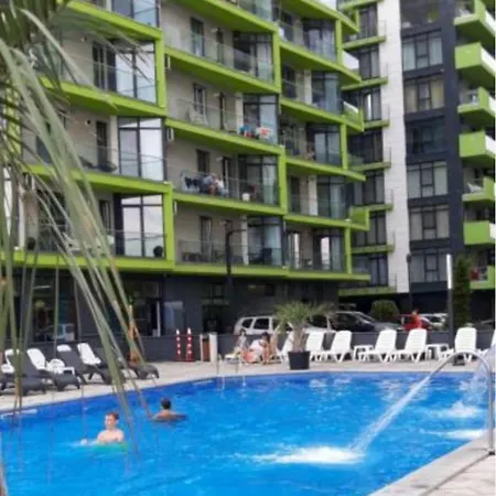Azizi - Pool & Prima Linie Apartamento Năvodari